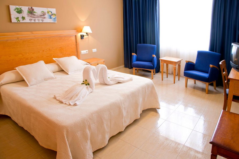 Aparthotel Bahia Pinosol, Jávea, Spain