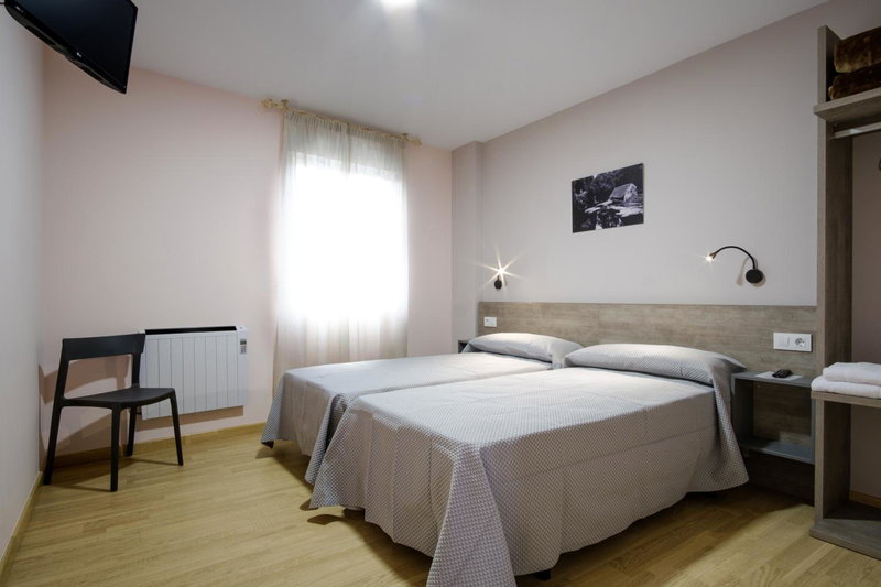 Albergue Pensión Cima do Lugar, Arzúa, Spain