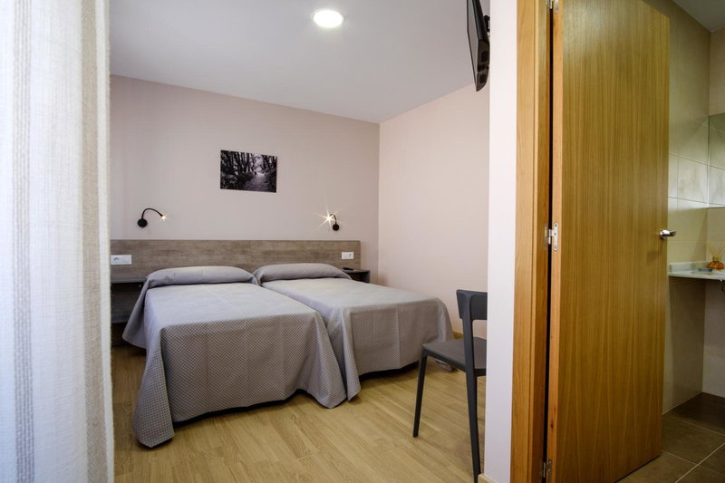 Albergue Pensión Cima do Lugar, Arzúa, Spain