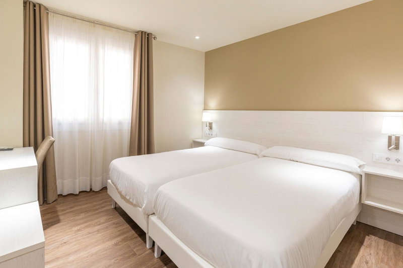 Hotel La Terraza, Miño, Spain