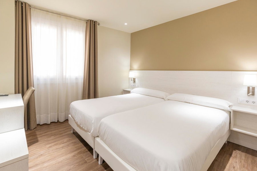 Hotel La Terraza, Miño, Spain