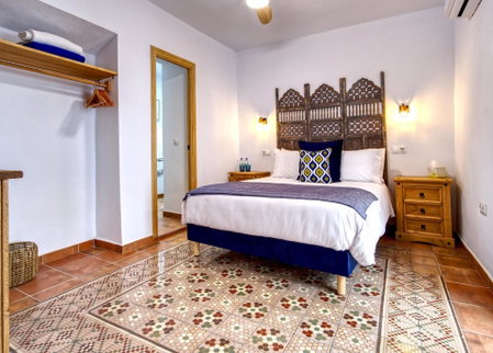 La Vieja Botica Bed & Breakfast, Canillas de Aceituno, Spain