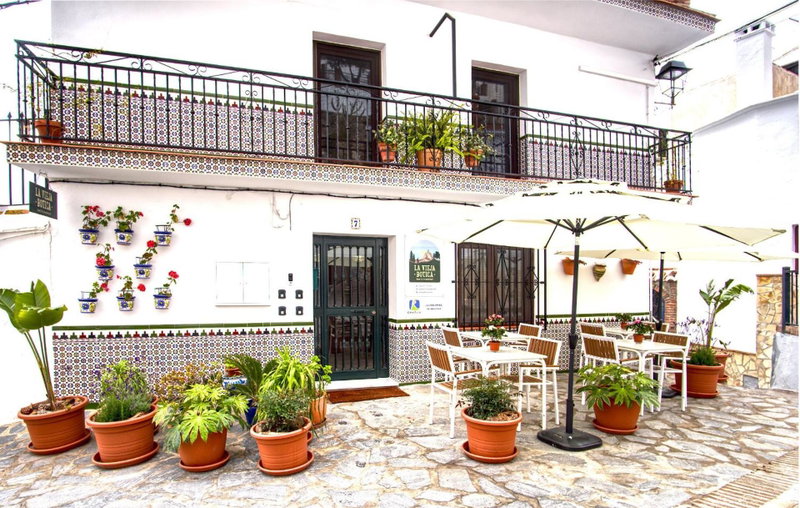 La Vieja Botica Bed & Breakfast, Canillas de Aceituno, Spain