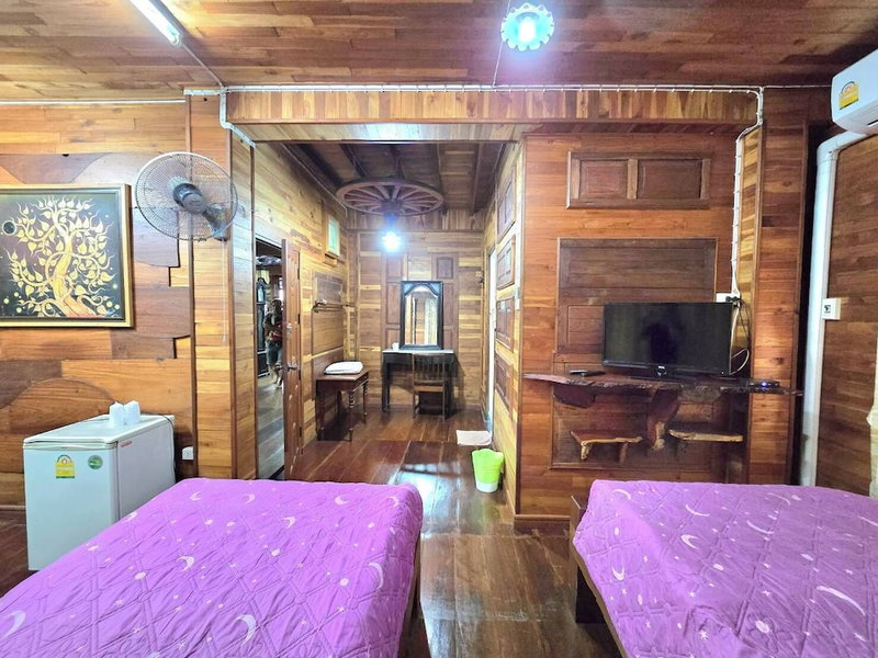 Klong Suan Plu Resort, Ayutthaya, Thailand
