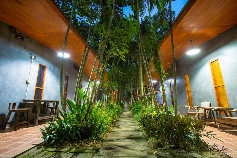 Huen San Fang hotel โรงแรมเฮือนแสนฝาง, Fang, Thailand