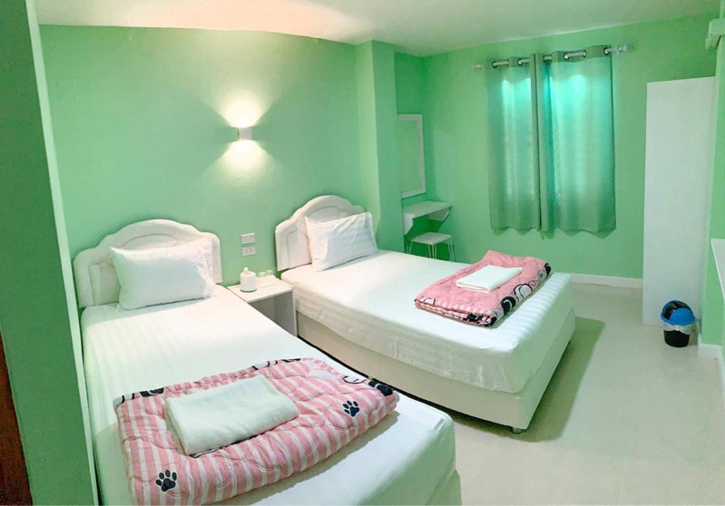 Lomluang hostel&hotel, Nan, Thailand