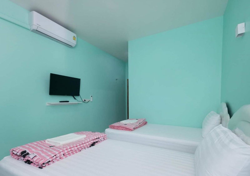 Lomluang hostel&hotel, Nan, Thailand