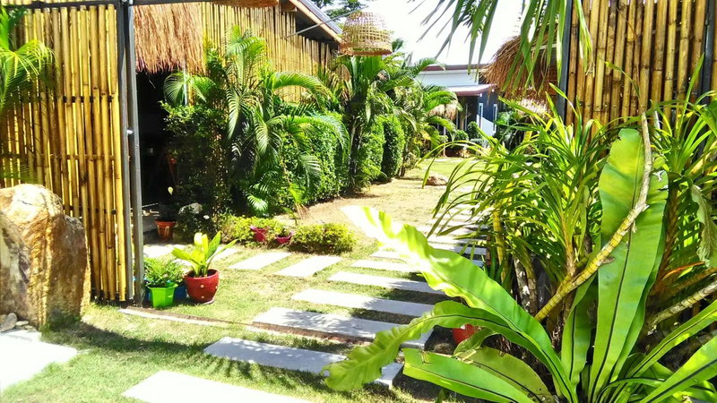 Popular Lanta Resort, Ko Lanta, Thailand