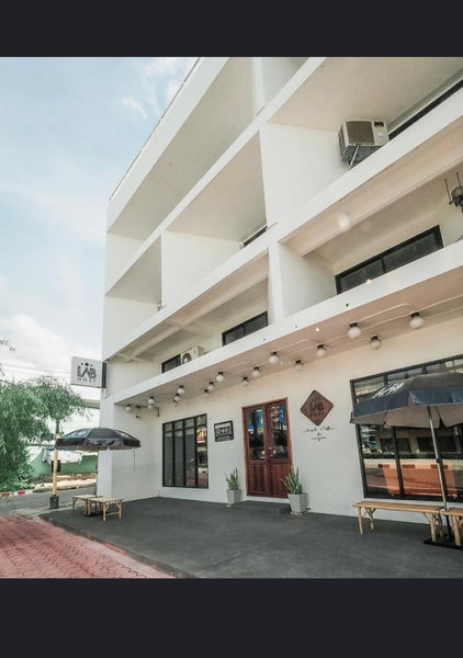 Labkoff cafe and Hostel, Kanchanaburi, Thailand