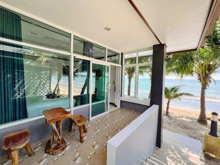 Baan Faa Talaychan Resort, Chao Lao Beach, Thailand