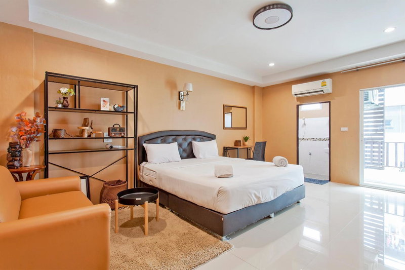 Cozzi by Grand Airport Resort, Lat Krabang, Thailand