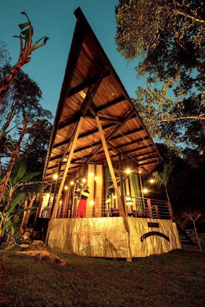 Hotel · Voraman B-One, Doi Saket