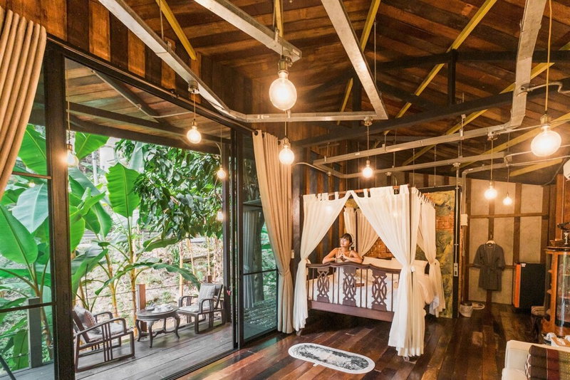 Voraman B-One, Doi Saket, Thailand