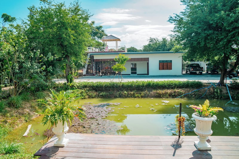 Farinda Resort & Pool Villa, Chom Thong, Thailand