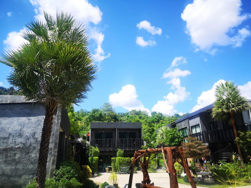 Keeree Loft Resort คีรีลอฟท์รีสอร์ท, Thong Pha Phum, Thailand