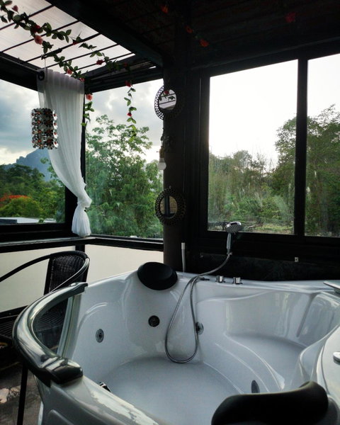 Keeree Loft Resort คีรีลอฟท์รีสอร์ท, Thong Pha Phum, Thailand