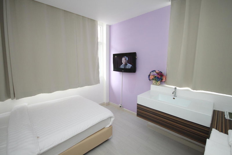 Nantra Ekkamai Hotel, Bangkok, Thailand