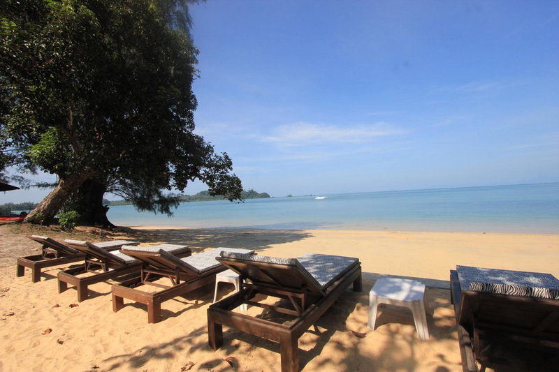 Heaven Beach Resort & Art, Ko Phayam, Thailand