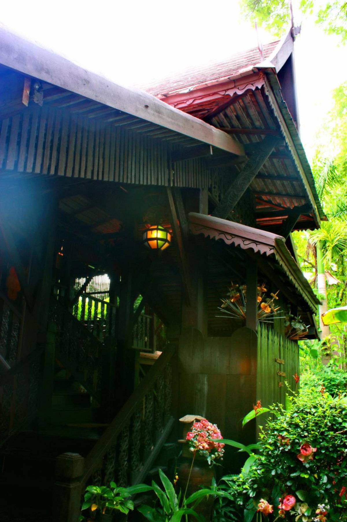 Club One Seven Gaymen Chiang Mai, Thailand