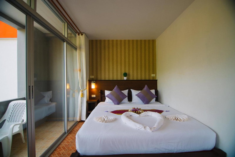 Lanta Nice Beach House, Ko Lanta, Thailand