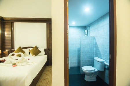 Lanta Nice Beach House, Ko Lanta, Thailand