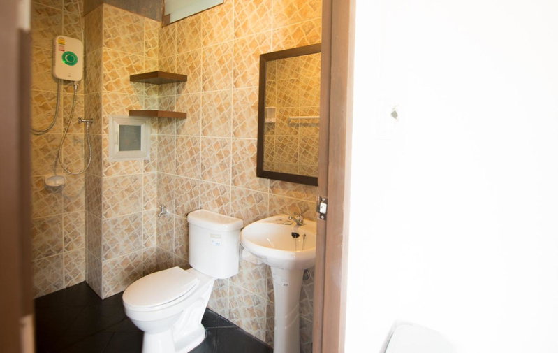 Lanta Nice Beach House, Ko Lanta, Thailand