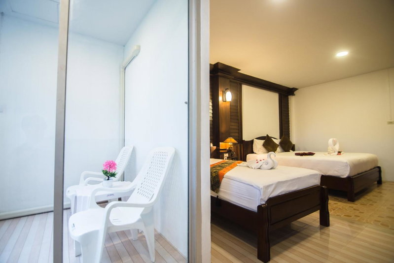 Lanta Nice Beach House, Ko Lanta, Thailand