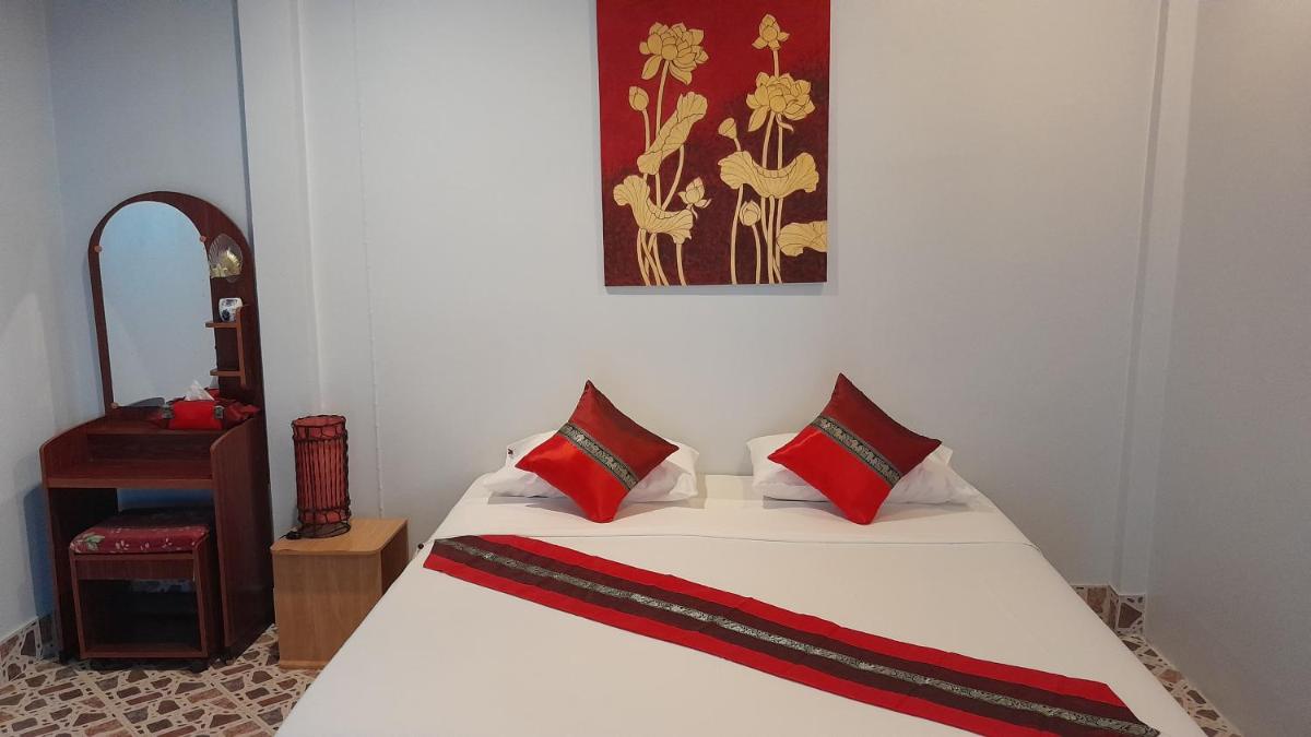 Hotel · Orchid House Kamala Beach, Kamala Beach