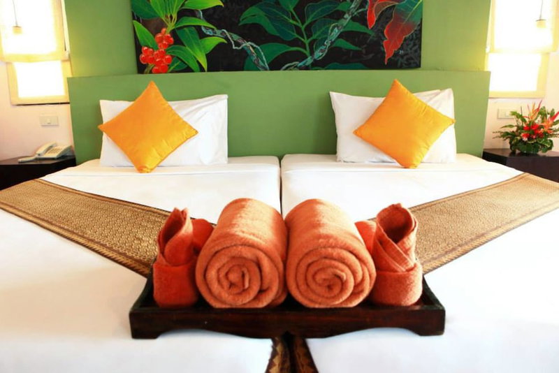 Koh Ngai Cliff Beach Resort, Ko Lanta, Thailand