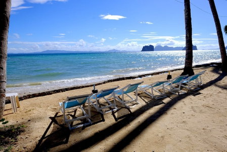 Koh Ngai Cliff Beach Resort, Ko Lanta, Thailand