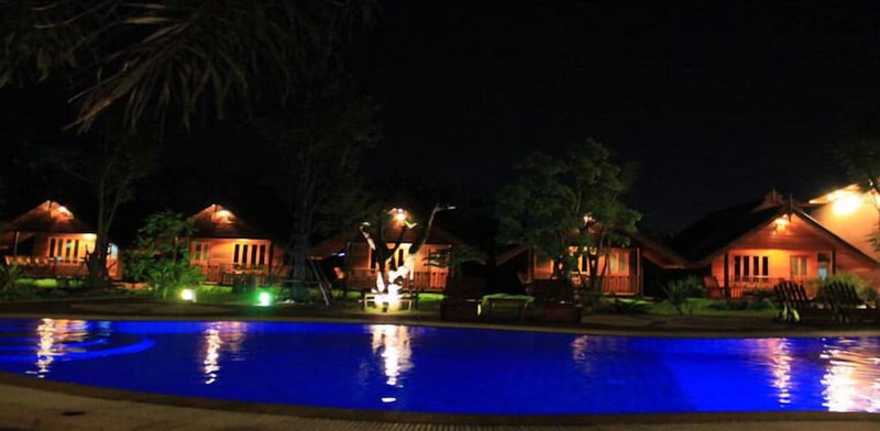 Srisawat Resort, Cha-am, Thailand