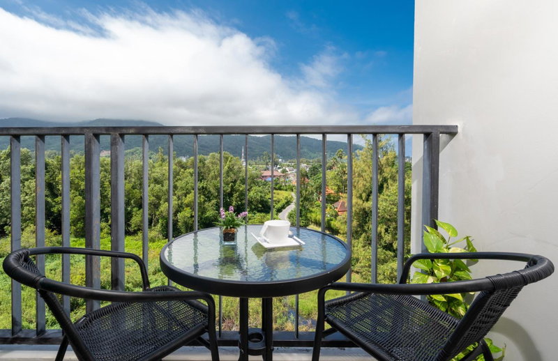 ZcapeX2 Condo near Boat Avenue & Laguna, Bang Tao Beach, Thailand