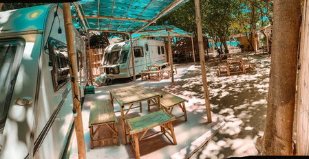 Beach House Camp, Na Jomtien, Thailand