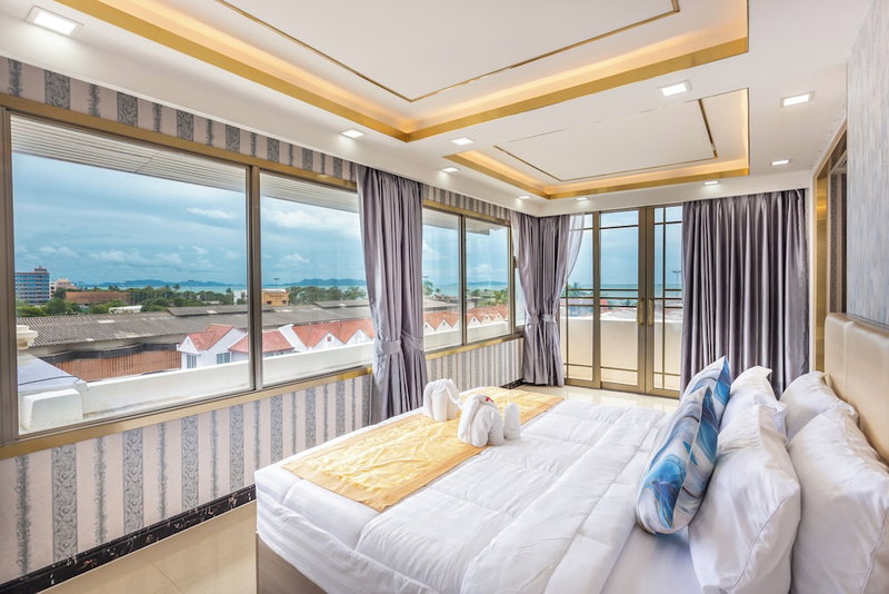 Mermaid Beach Resort, Pattaya, Thailand