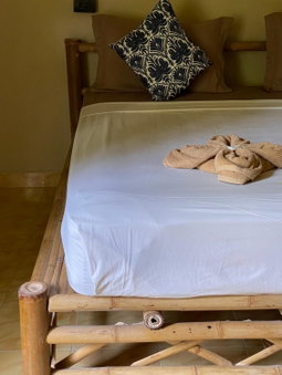 Mythai Guesthouse, Chaloklum, Thailand