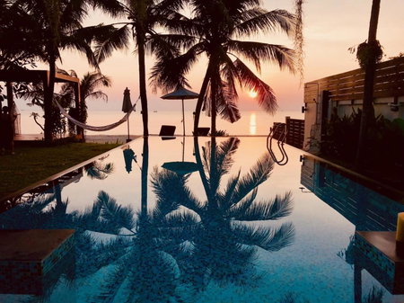 Baan SanSuk Pranburi - Beach Front & Pool Villa, Pran Buri, Thailand