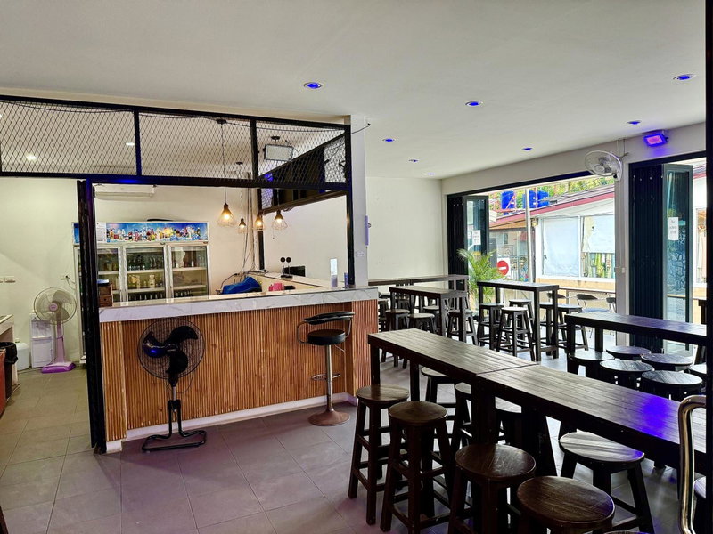 Eclipse Hostel and Bar, Haad Rin, Thailand