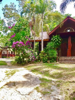 Baan Pak Rim Kuaen Resort, Ratchaprapha, Thailand