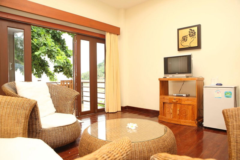 Phangka Paradise Resort, Taling Ngam Beach, Thailand