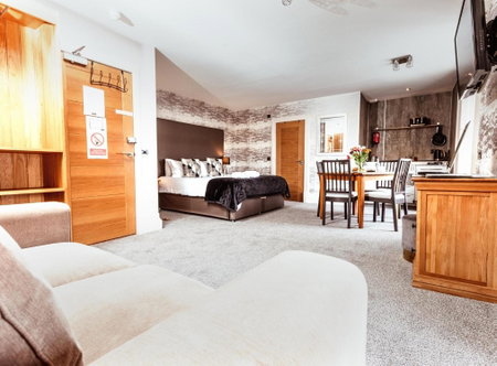 The Tower Gastro Pub & Apartments, Crieff, United Kingdom