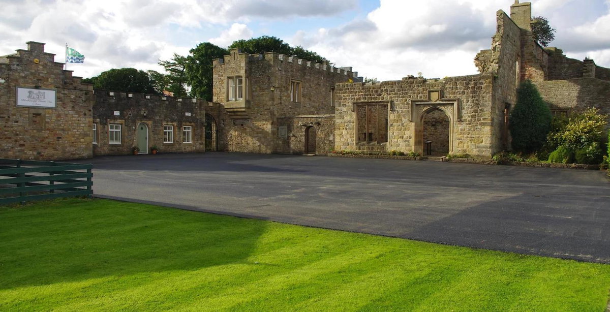 Blenkinsopp Castle Inn, United Kingdom