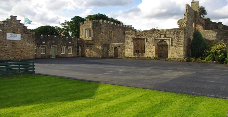 Blenkinsopp Castle Inn, Greenhead, United Kingdom