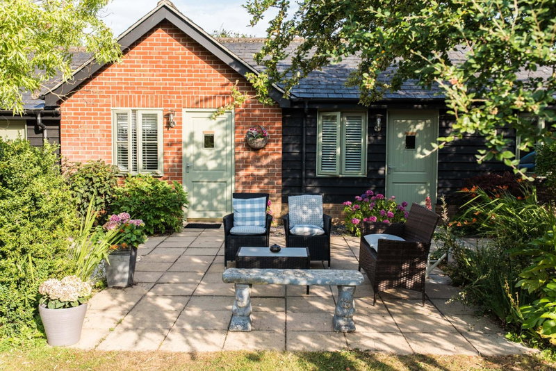 The Foxes Den, Assington, United Kingdom