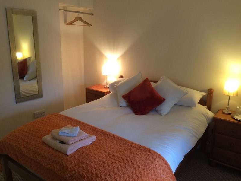 The Village Inn and Kirtle House B&B, Lockerbie, United Kingdom
