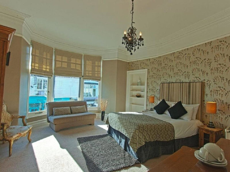 Monties Guest House - Adults ONLY, Bowness-on-Windermere, United Kingdom