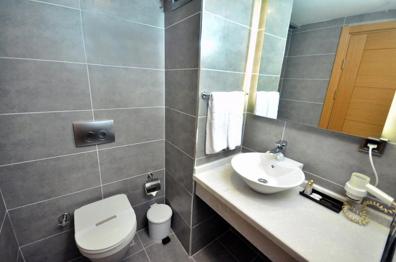 Hotel Osaka Airport, Istanbul, Turkey