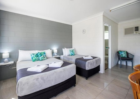 Banjo Paterson Motor Inn, Townsville, Australia