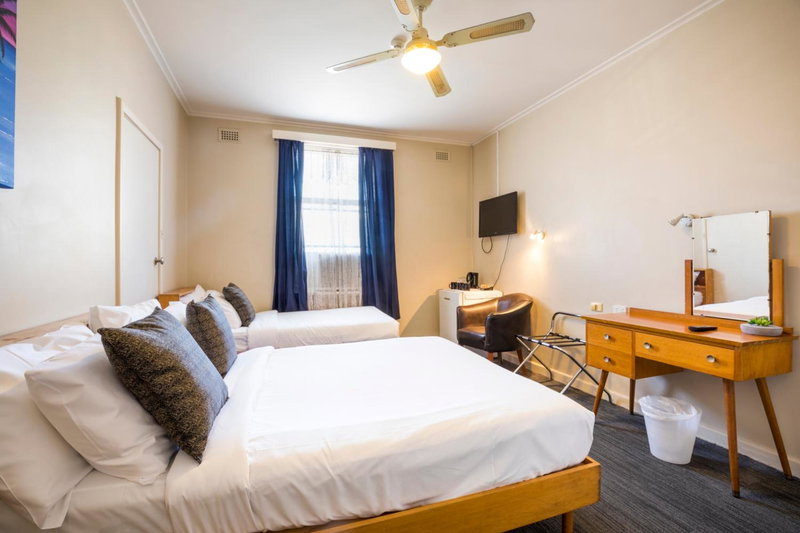 Nightcap at Esplanade Hotel, Brighton, Australia