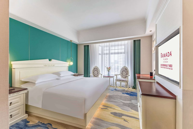 Ramada Plaza By Wyndham Wuhan Dongxi Lake, Wuhan, China