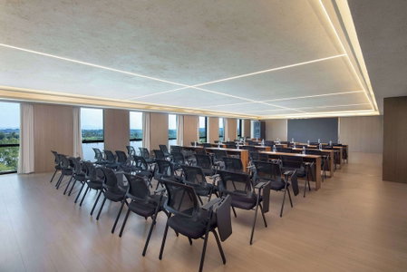 Days Hotel by Wyndham Qionglai Yangan New Town, Chengdu, China